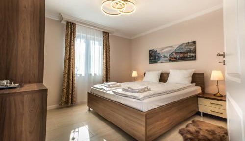 One-Bedroom Apartment with Garden