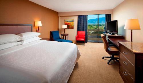 Deluxe Guest room, 1 King
