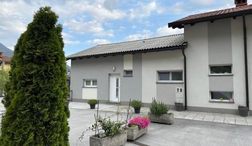 Studio with Mountain View