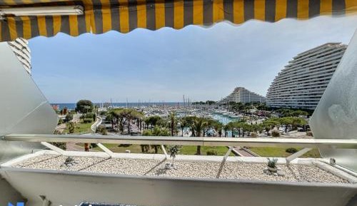 Studio with Sea View