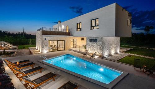 Villa with Private Pool