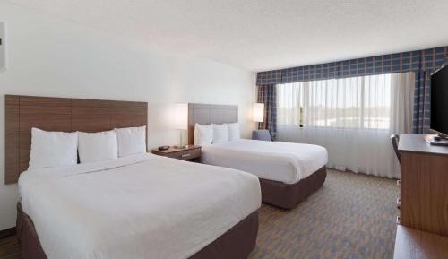 Queen Room with Two Queen Beds - Interior Tower