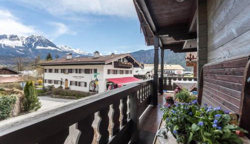Superior One-Bedroom Apartment with Balcony