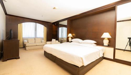 Executive Suite