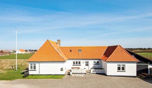 Six-Bedroom Holiday Home