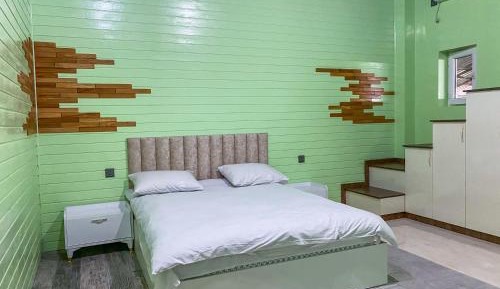 Deluxe Double Room (2 Adults + 1 Child)