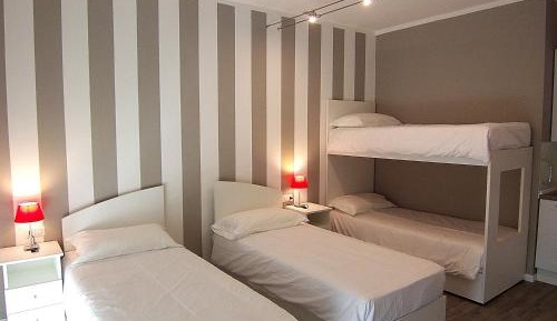 Quadruple Room with Private Bathroom