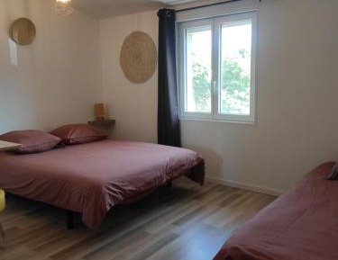 Basic Triple Room
