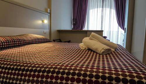 Triple Room with Sea View