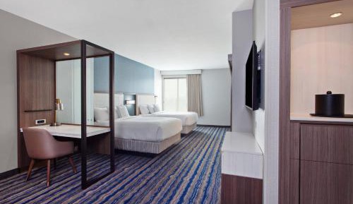 Studio with Two Queen Beds and Trundle Bed