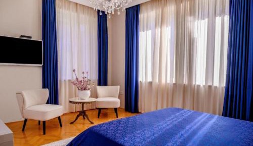 Double Room with Pool View