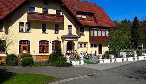 Twin Room with Bathroom