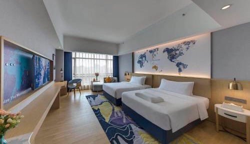 Superior Twin Room with View