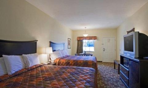 Queen Room with Two Queen Beds - Non-Smoking