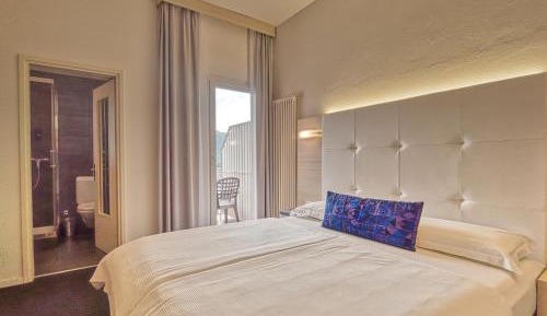 Double Room with Lake View