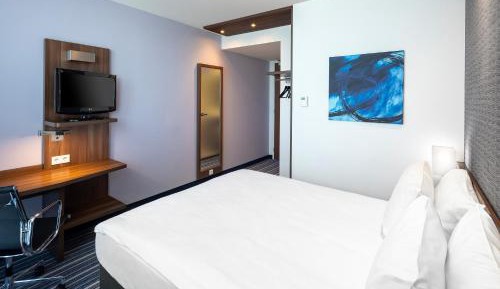 Standard Room with Free Breakfast