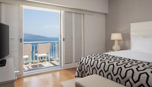  Executive Sea Suite 