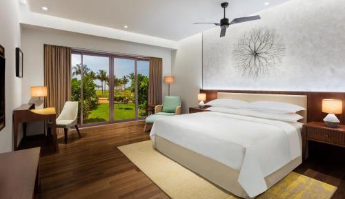 Sea View with Garden King Bedded Room - Complimentary HiTea by the Beach