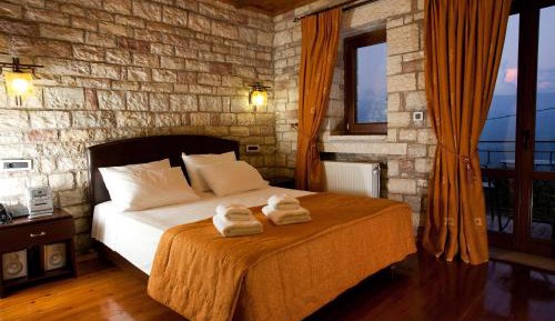 Classic Double Room with Balcony