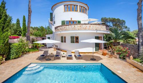 Standard Villa