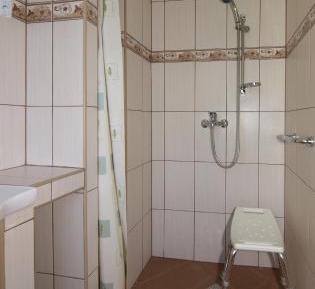 Apartment with Garden View