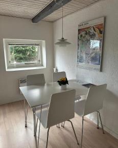 Apartment (4 Adults)