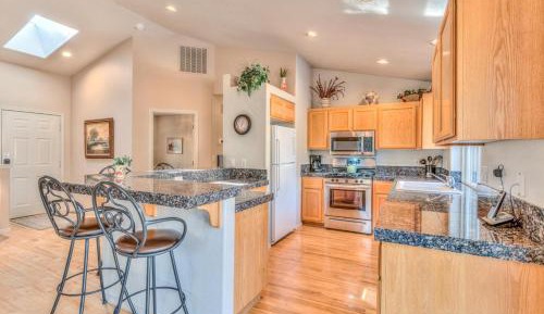 Three-Bedroom Holiday Home 