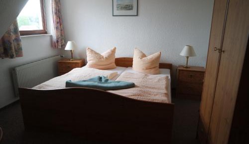 Apartment with Garden View