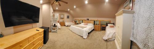 Luxury Quadruple Room
