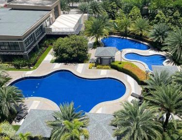 Queen Room with Garden View