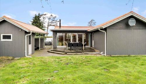 Two-Bedroom Holiday Home