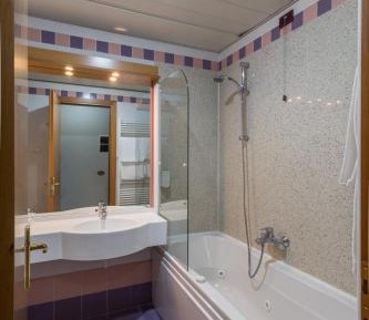 Economy Double or Twin Room