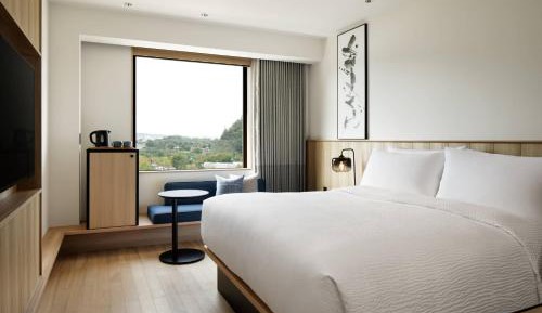 Standard  Guest Room  with  King Bed