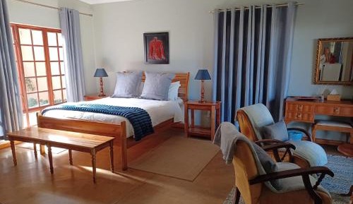 Superior Family Pool Suite with private access and garden