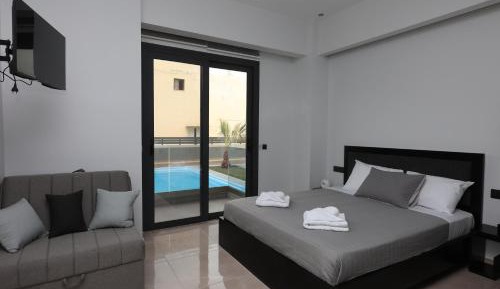 Triple Room with Pool View