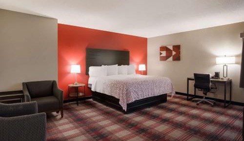 King Room with Sofabed - Non-Smoking