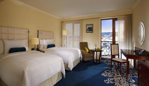 Main Building Deluxe, Guest room, Two Double beds, Church view