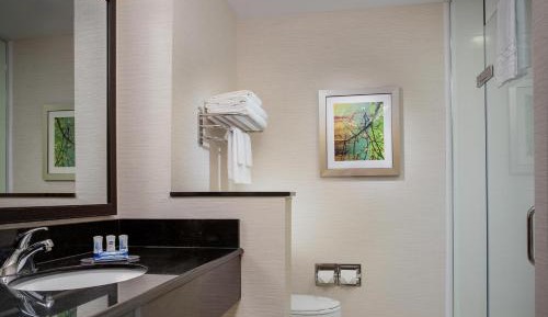 Guest Room, 1 King