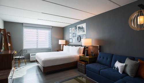 King Room with Sofa Bed