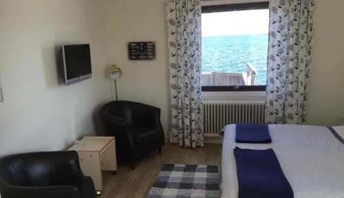 Double or Twin Room with Sea View