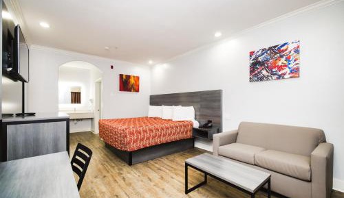 King Room - Non-Smoking
