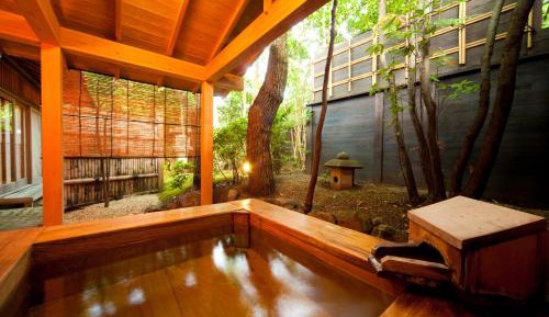 Japanese-Style Deluxe Room with Open-Air Bath - 05