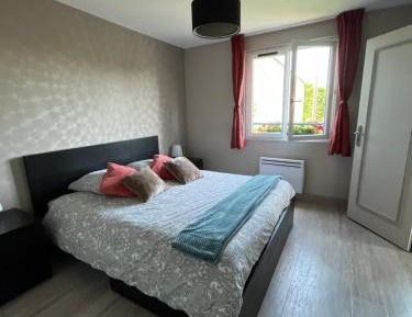 Apartment with Garden View