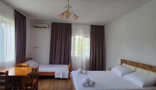 Triple Room with Bathroom