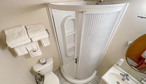 Economy Double Twin Room