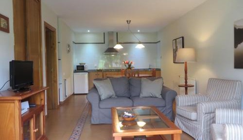 Two-Bedroom Apartment with Garden and Balcony