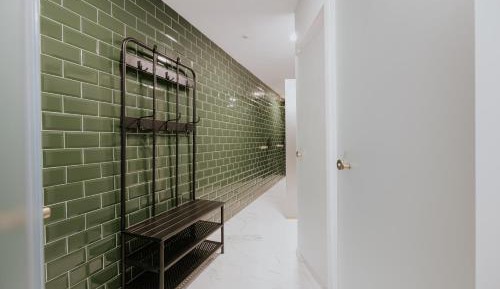 Single Bed in Mixed Dormitory Room