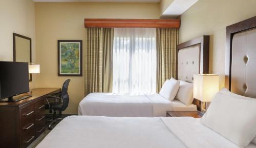 One-Bedroom Double Suite - Non-Smoking