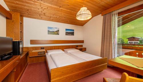 Economy Double Room with Balcony