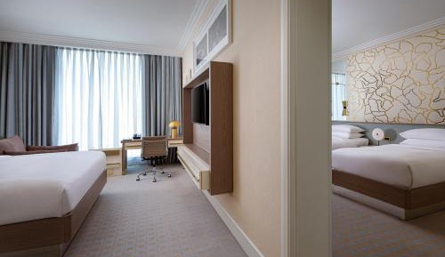 Family Room, Connecting Guest Room